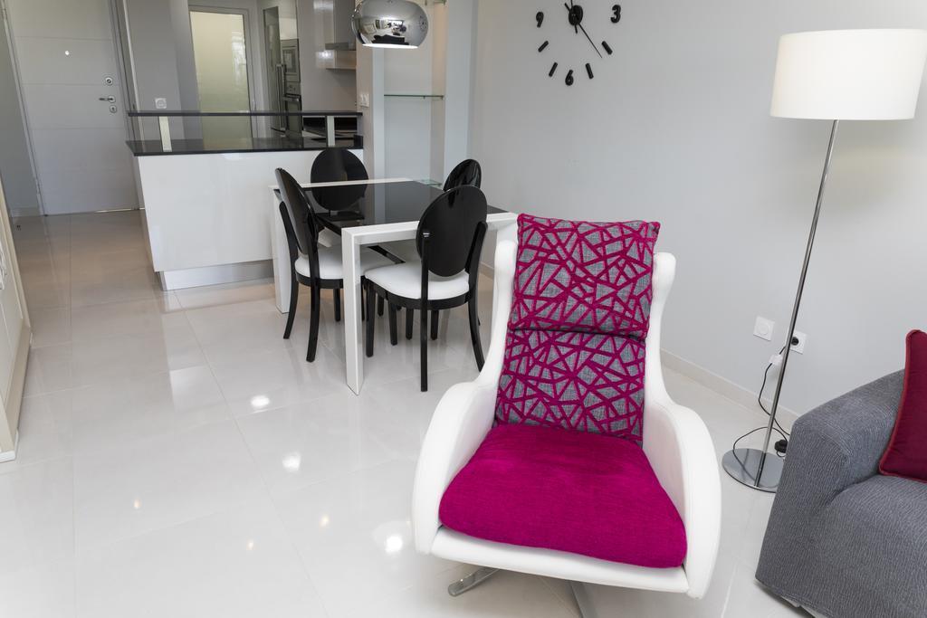 Ocean View By Mar Holidays Arenales del Sol Exteriör bild