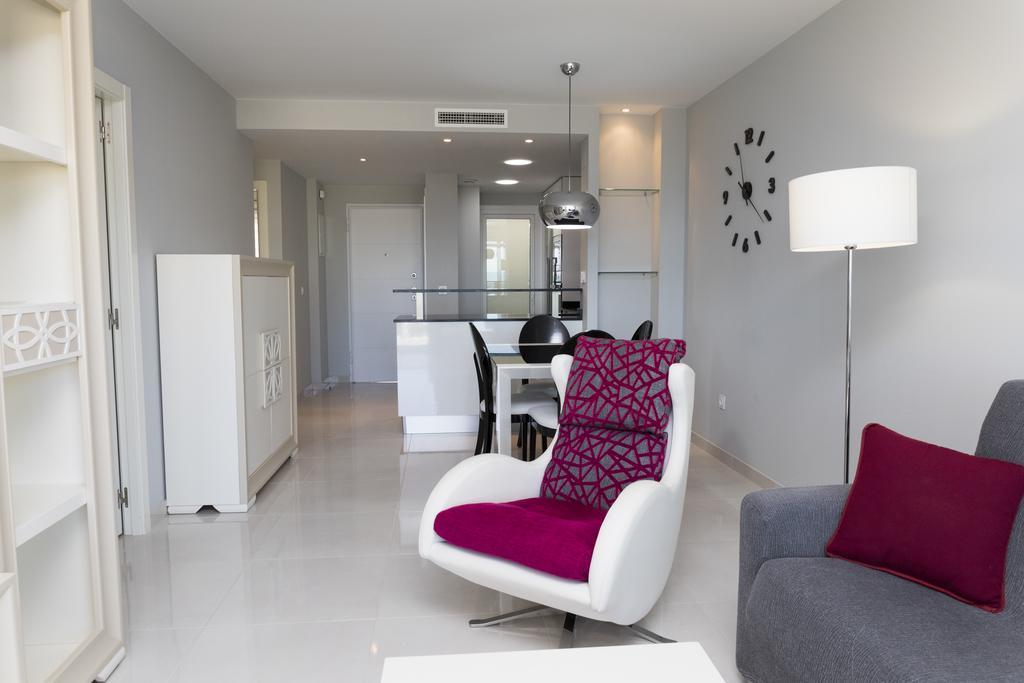 Ocean View By Mar Holidays Arenales del Sol Exteriör bild