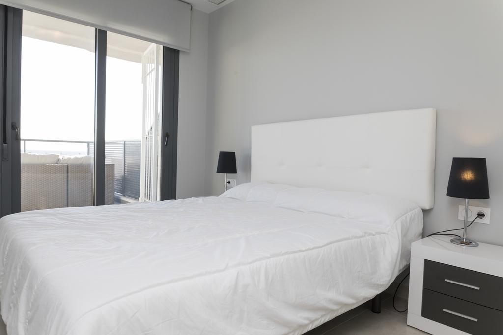 Ocean View By Mar Holidays Arenales del Sol Exteriör bild